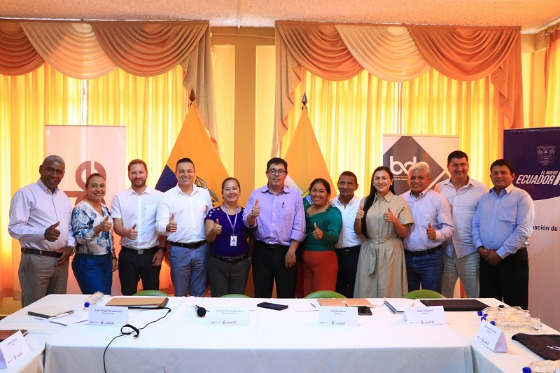 Gerente General del Banco de Desarrollo del Ecuador se reúne con alcaldes de Napo, Orellana y Sucumbios