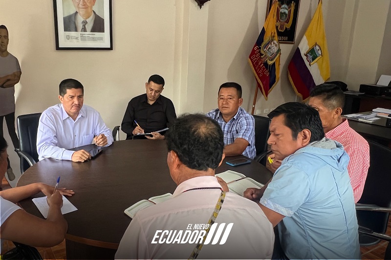 Reunión con organizaciones indígenas de Archidona