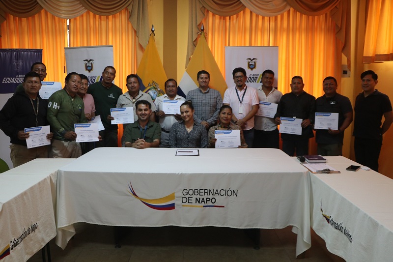 Asociación de Guías de Turismo de Napo recibe certificados